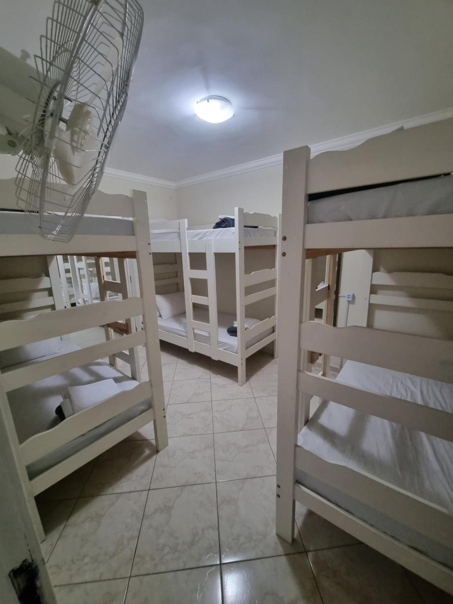 Zenit Hostel Da Cris Cabo Frio Ngoại thất bức ảnh